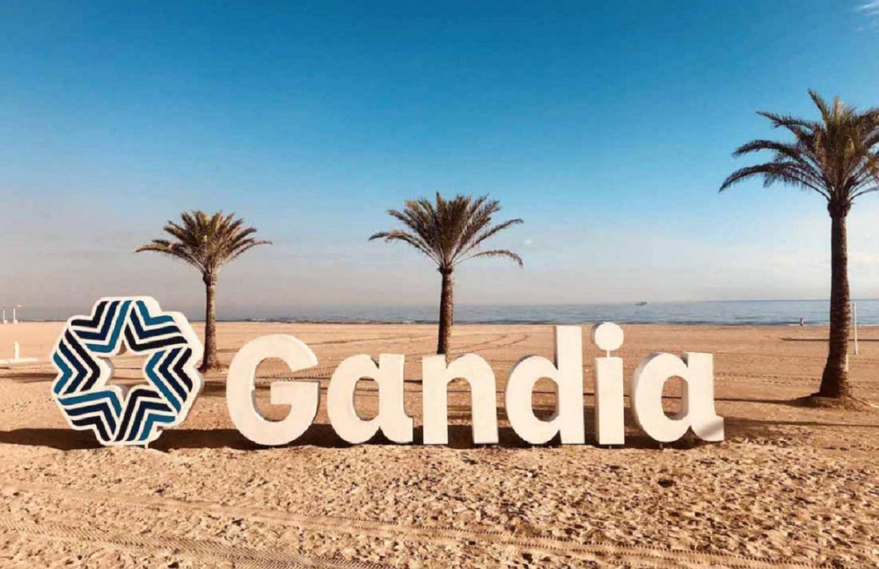 Edificio Vesta En Playa De Gandia Apartment Екстериор снимка
